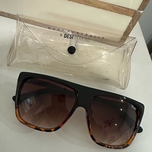 QUAY Desi Perkins sunglasses